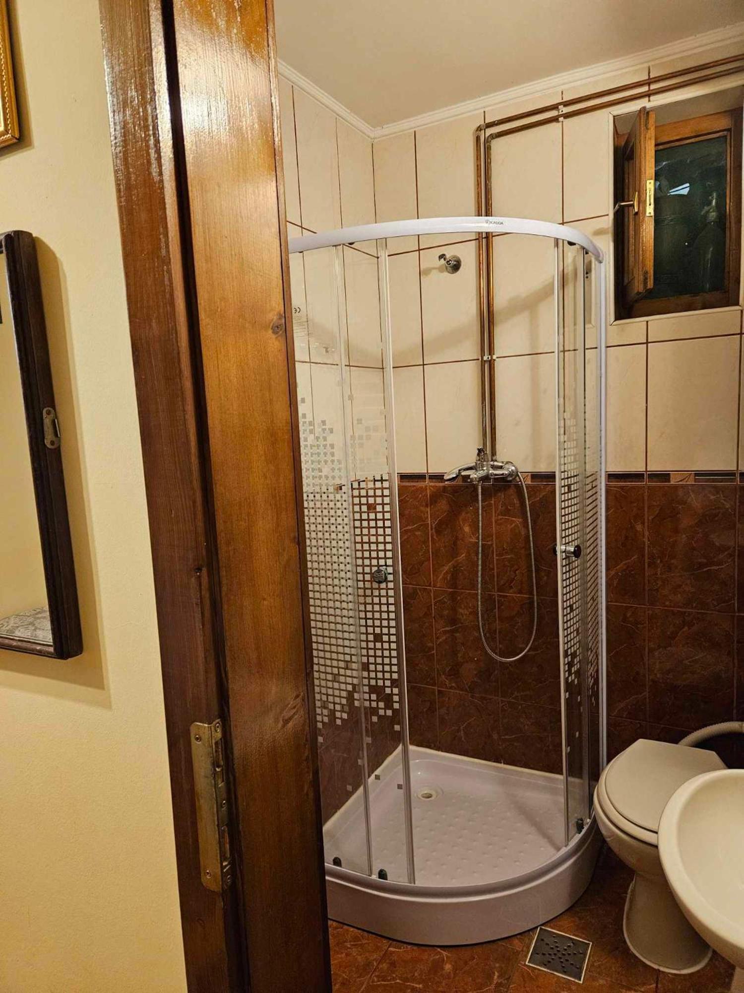 Panzio Anett Bed & Breakfast Pietroasa  Dış mekan fotoğraf